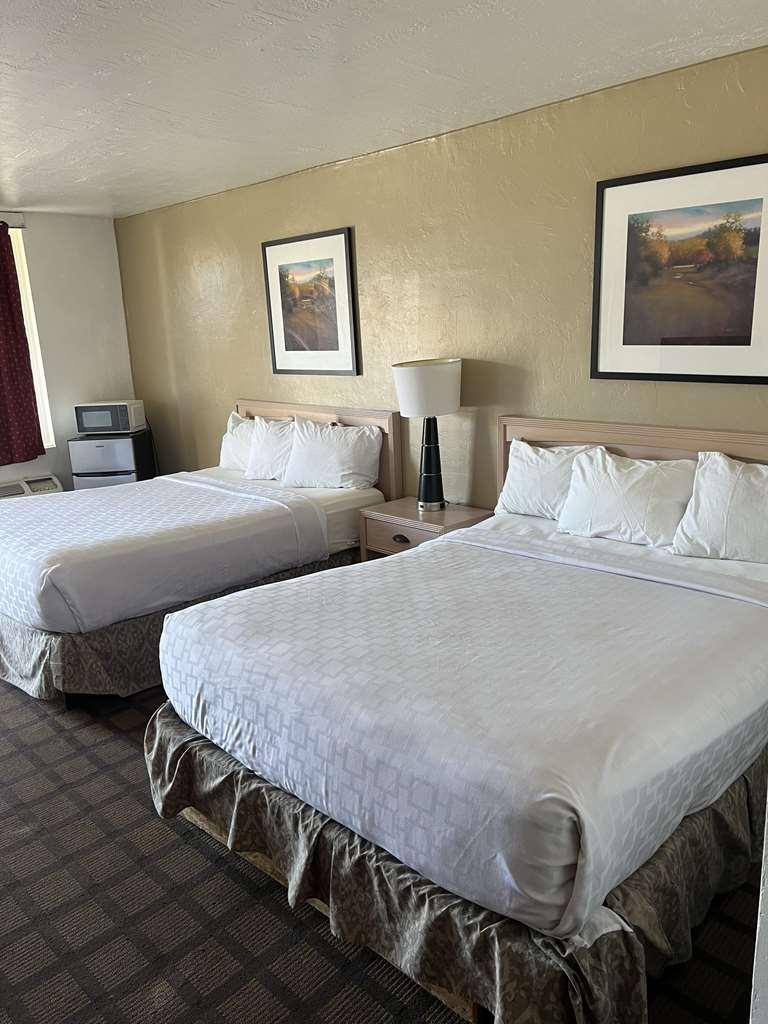 Americas Best Value Inn Wendover Quarto foto